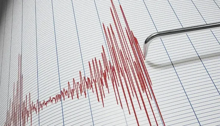 Komşuda şiddetli deprem! Türkiye’de de hissedildi
