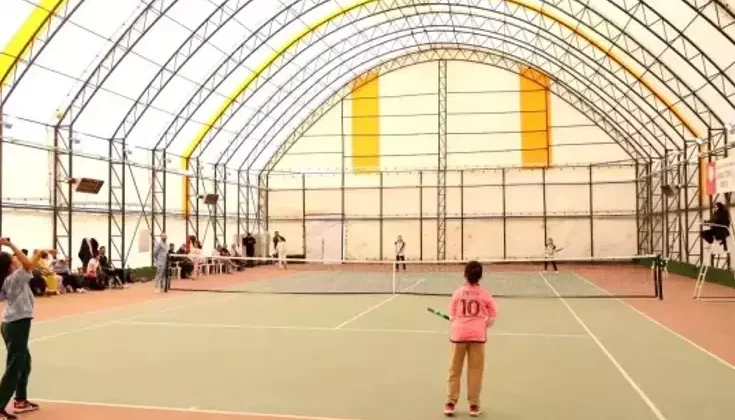 Elazığ’da Okul Sporları Tenis Müsabakaları Tamamlandı
