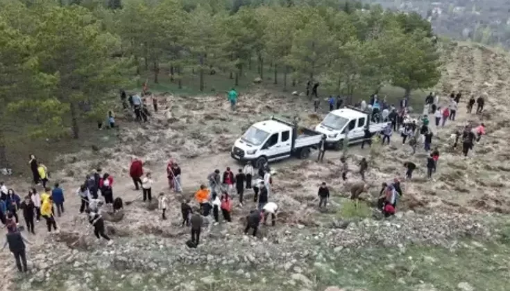 Kayseri’de 3 Bin Fidan Toprakla Buluştu